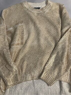 Boutique Women’s Metallic Gold Crewneck Sweater